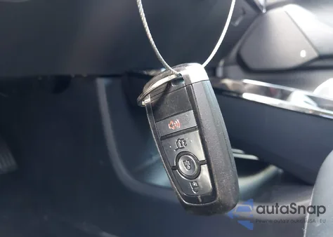 2023 Ford Mustang Mach-E Premium z USA, uszkodzony, nr VIN 3FMTK3R48PMB03636